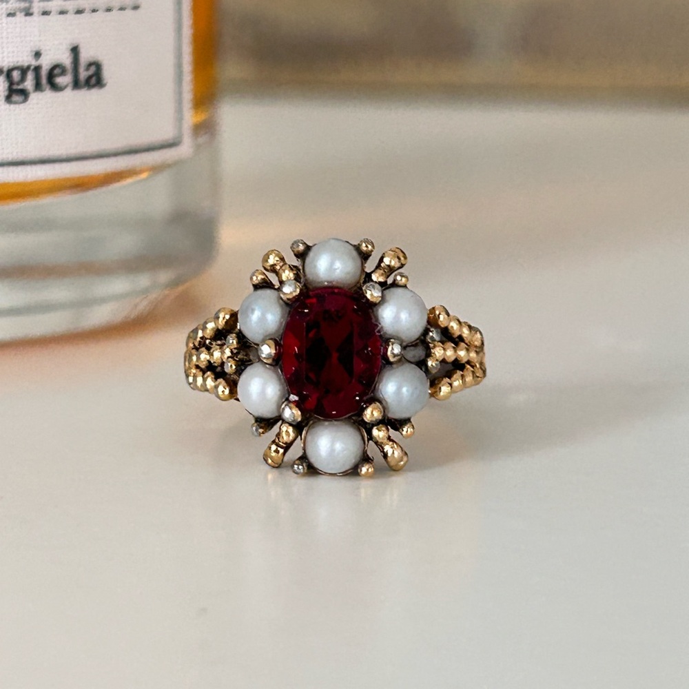 Vintage Red Gemstone Ring